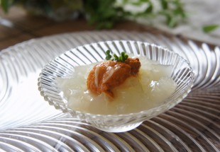 冬瓜の白だし煮、雲丹とあさりのあんかけ