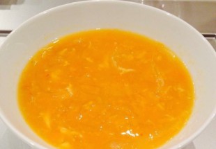 上海蟹の蟹みそとフカヒレのとろみスープ